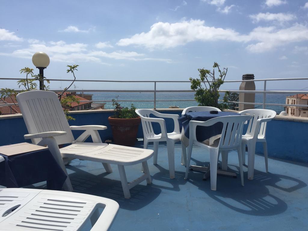 Hotel Belvedere Sanremo Exteriör bild